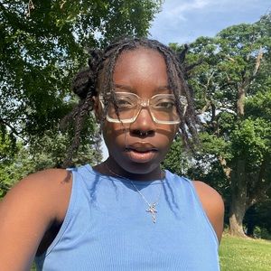 Meet your Posher, Karla